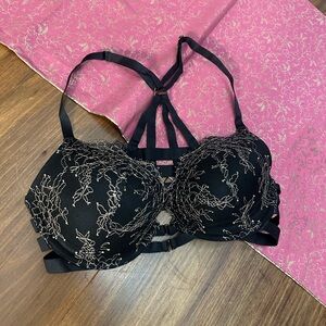 Victoria's Secret Floral Lace Very Sexy Push-Up /Pigeonnant
